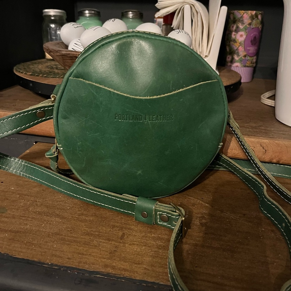 Portland Leather Green Crossbody Bag